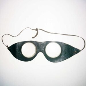 Standard Optical Company dust goggles 1915 stoco model Geneva New York, black frame with clear round lenses and elastic strap, antique early motoring eye protection