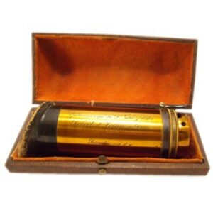 Rare c.1870 Galezowski tubular ophthalmoscope with engraved brass body by Robert et Collin Paris, presented in original fitted leather case with orange velvet lining