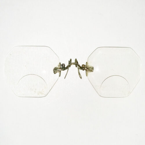 Octagonal round top bifocal lens pince nez