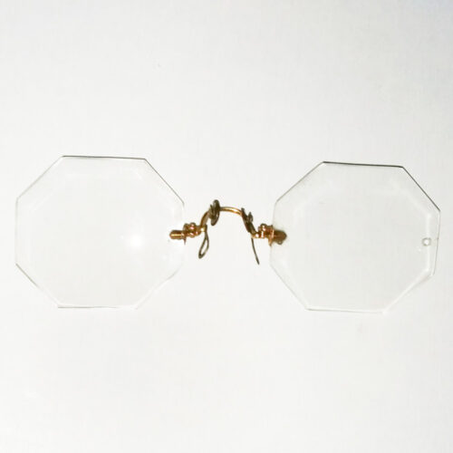 Octagonal lens pince nez