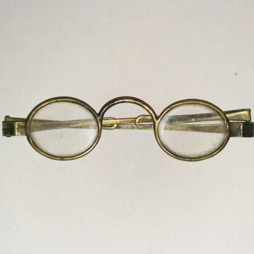 1776 brass spectacles Before