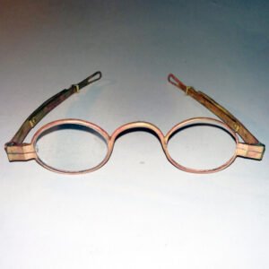 Copper brass spectacles 1790-1815 with C-bridge and Henlogen maker's mark
