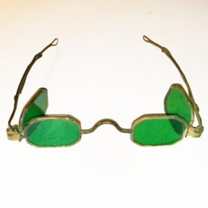 Octagonal double green lens spectacles from 1830 with folding tinted lenses