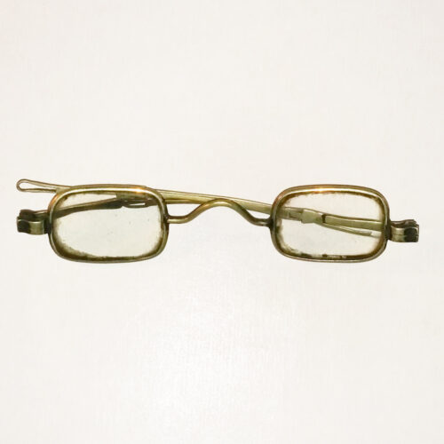 Silver rectangular readers 1830