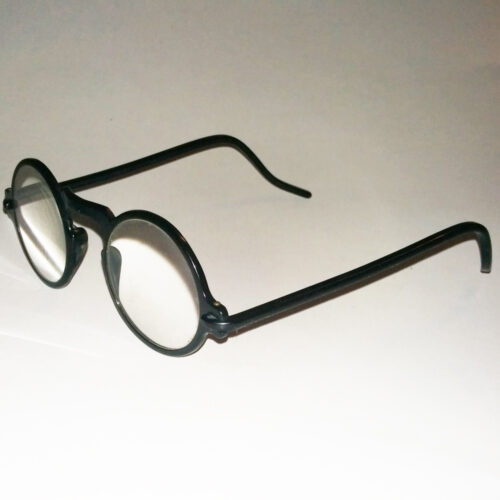 Round lens black xylonite readers spectacles