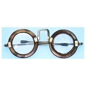 Antique Chinese horn spectacles with tortoiseshell frames and square bridge, mid-1800s