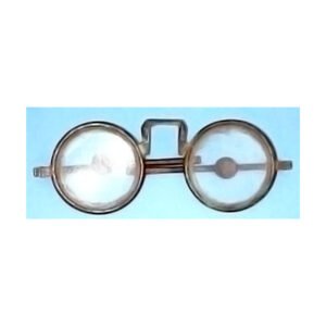 Antique Chinese spectacles from the early 19th century with round metal frames and square bridge